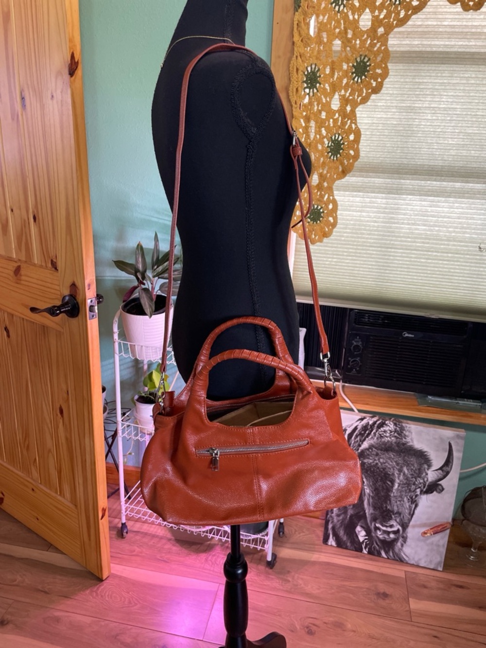 Shoulder Bag in Cognac Brown - Women